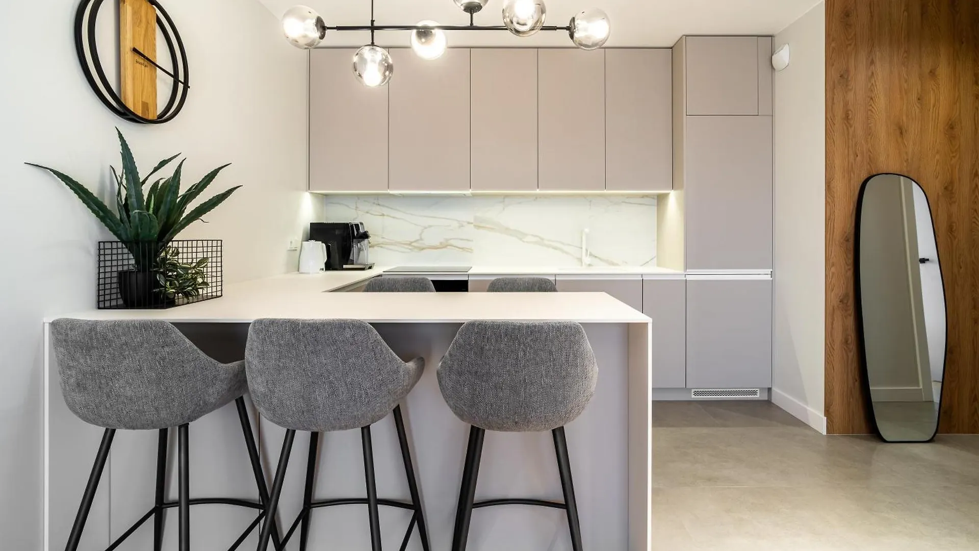 Latarnikow146 By Mypart In Your Apartment 그단스크 0*,